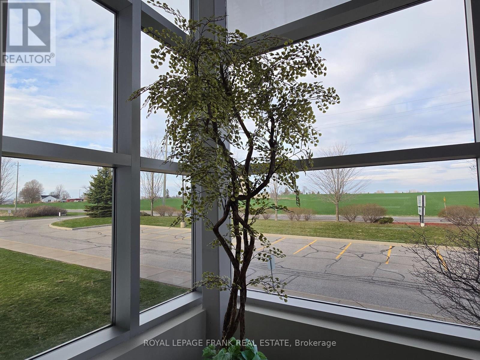 












104-105,201 - 1100 BENNETT ROAD

,
Clarington (Bowmanville),




Ontario
L1C3K5

