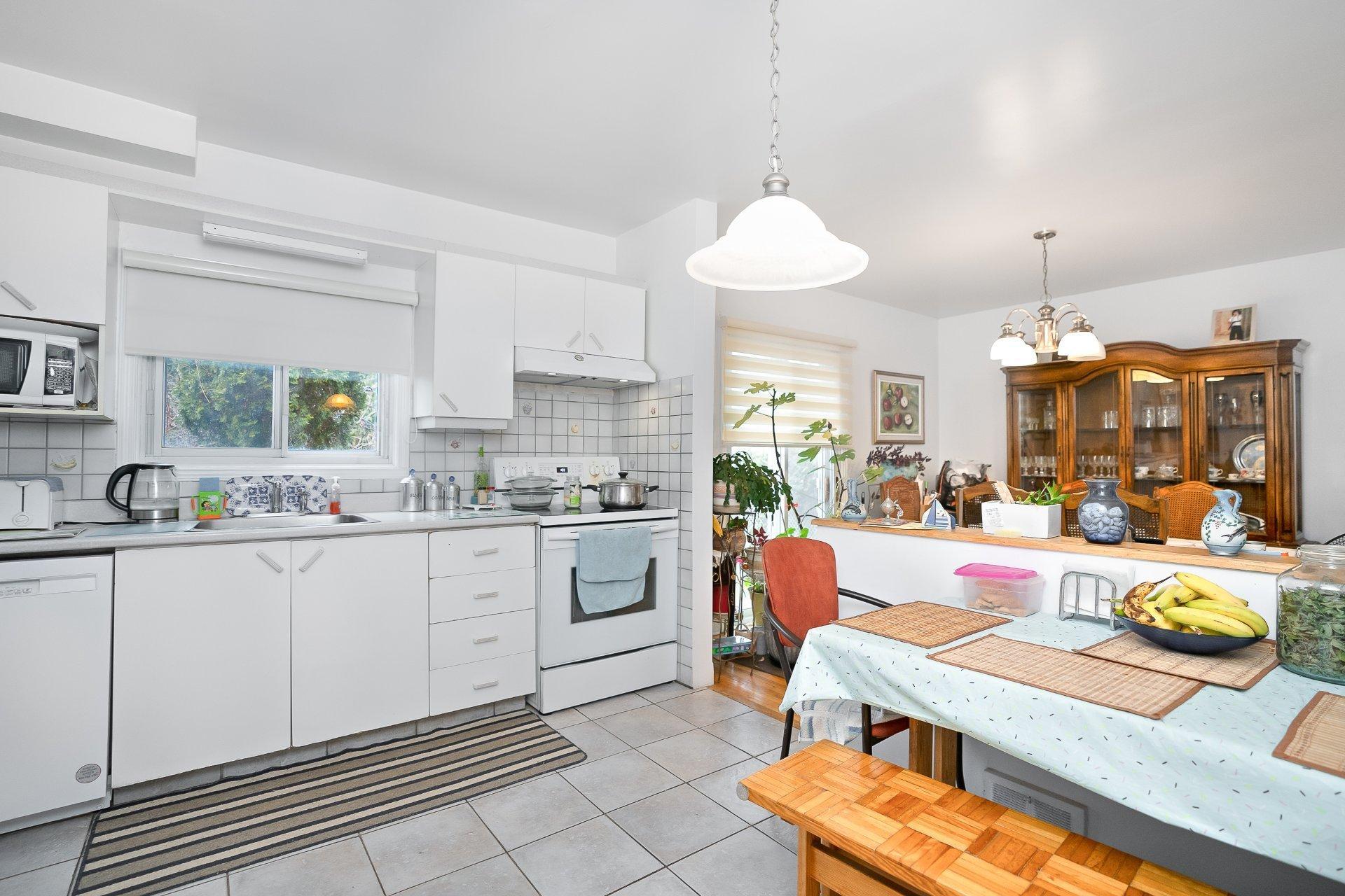









1620


Rue Filion

,
Montréal (Saint-Laurent),




QC
H4L4E9


