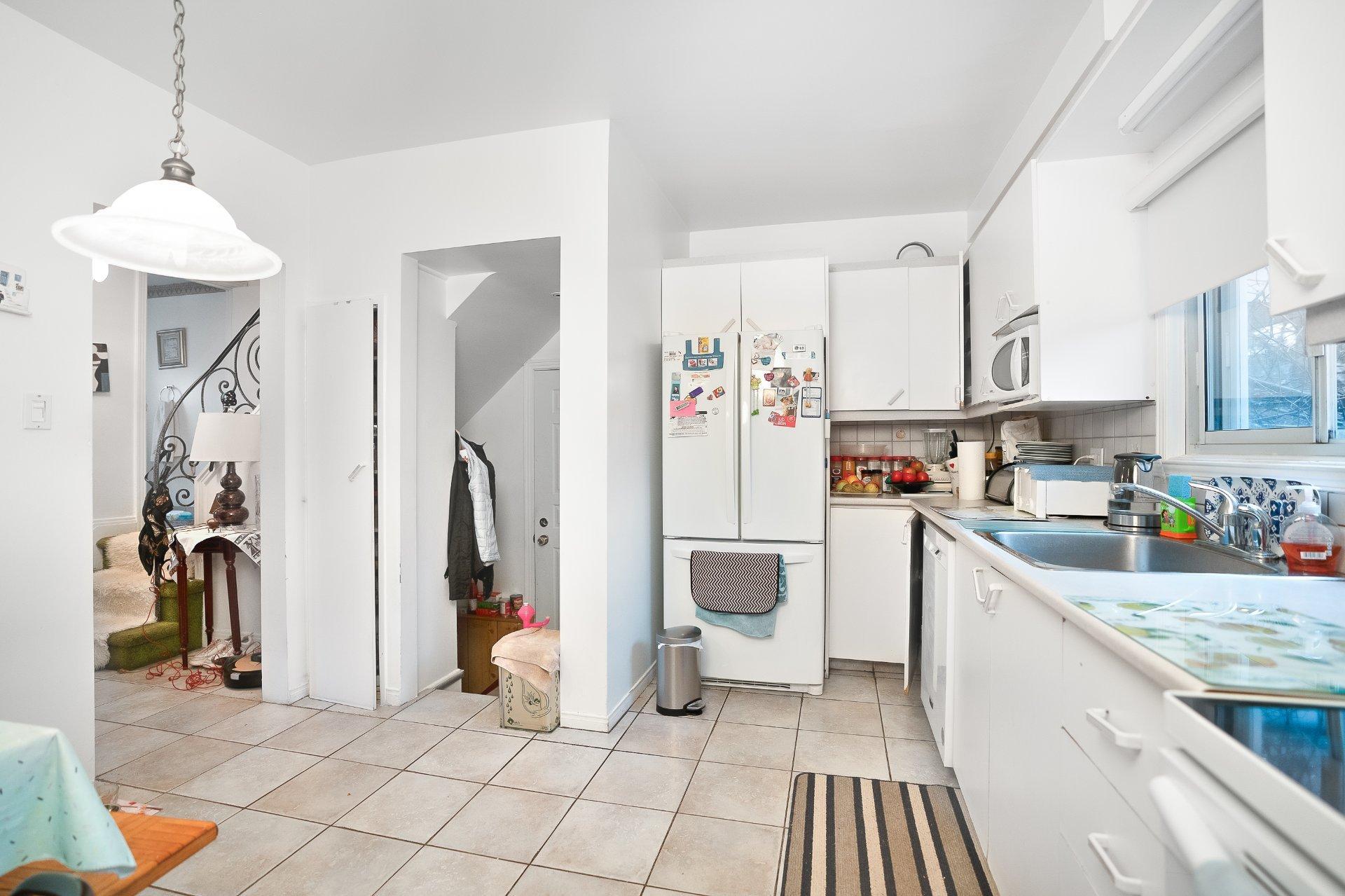 









1620


Rue Filion

,
Montréal (Saint-Laurent),




QC
H4L4E9

