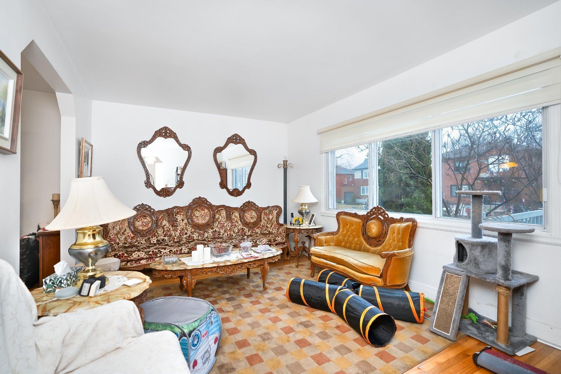









1620


Rue Filion

,
Montréal (Saint-Laurent),




QC
H4L4E9

