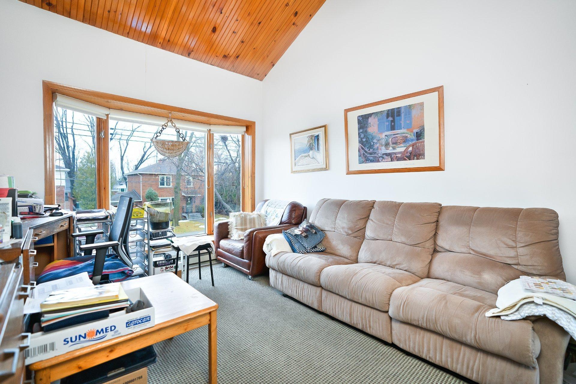 









1620


Rue Filion

,
Montréal (Saint-Laurent),




QC
H4L4E9

