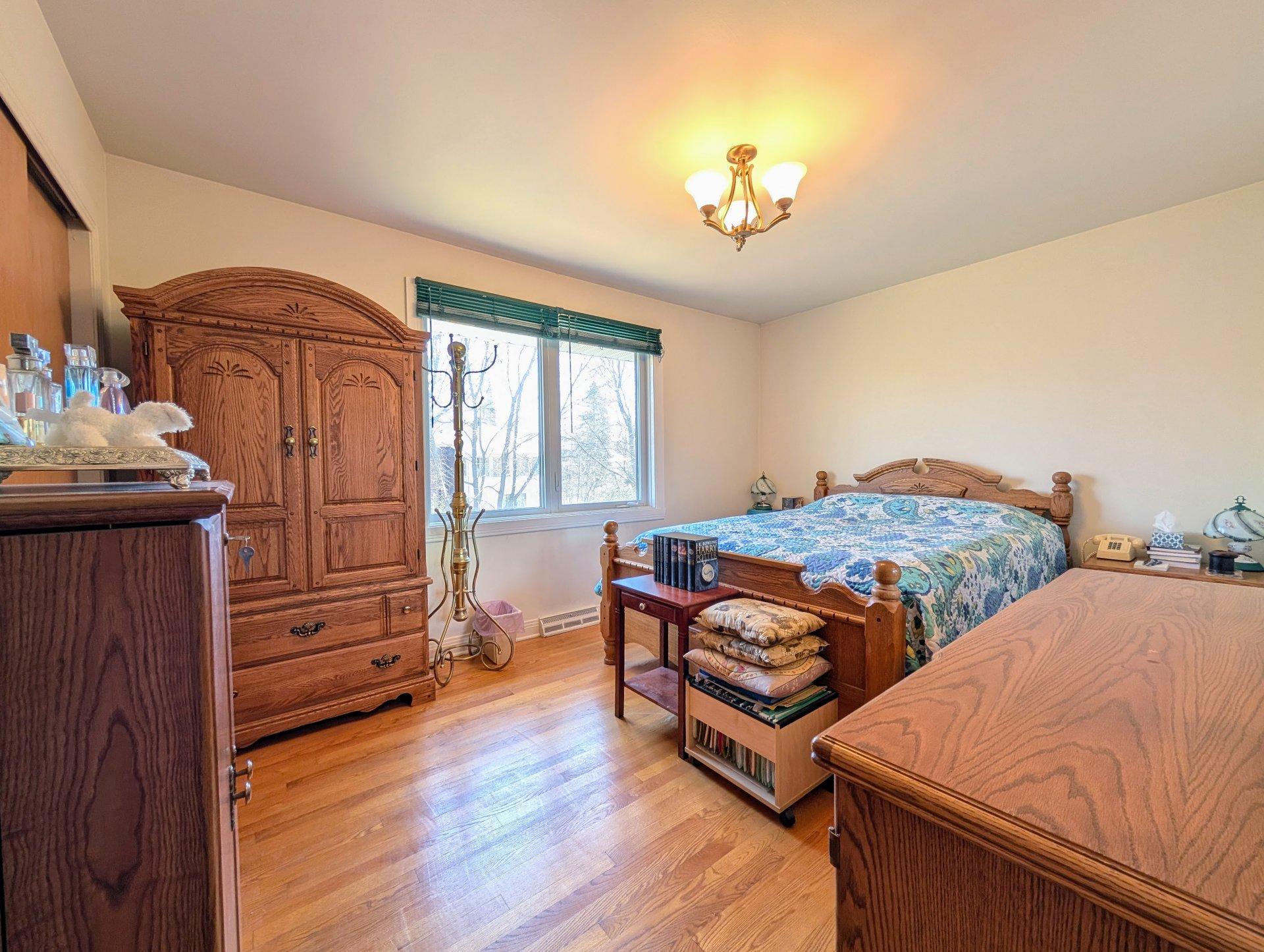 









47


Av. de la Baie-de-Valois

,
Pointe-Claire,




QC
H9R4B5

