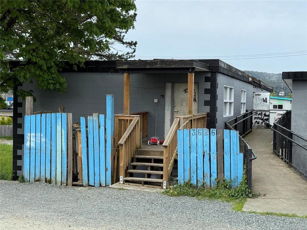 









3626


5th

Ave,
Port Alberni,




BC
V9Y 4K2

