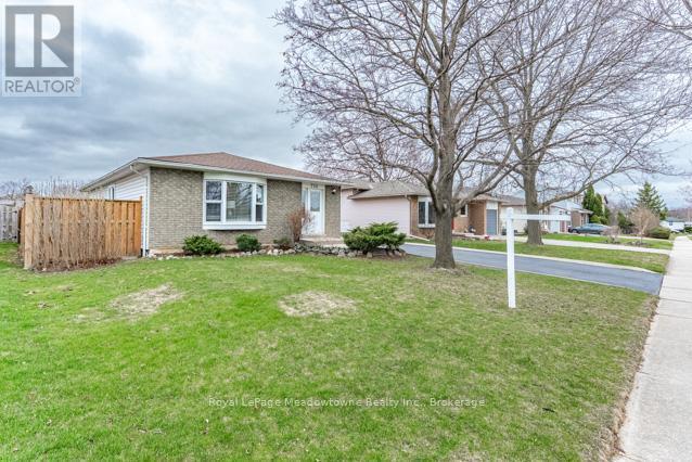 












756 MACKENZIE DRIVE

,
Milton (DP Dorset Park),




Ontario
L9T3M1

