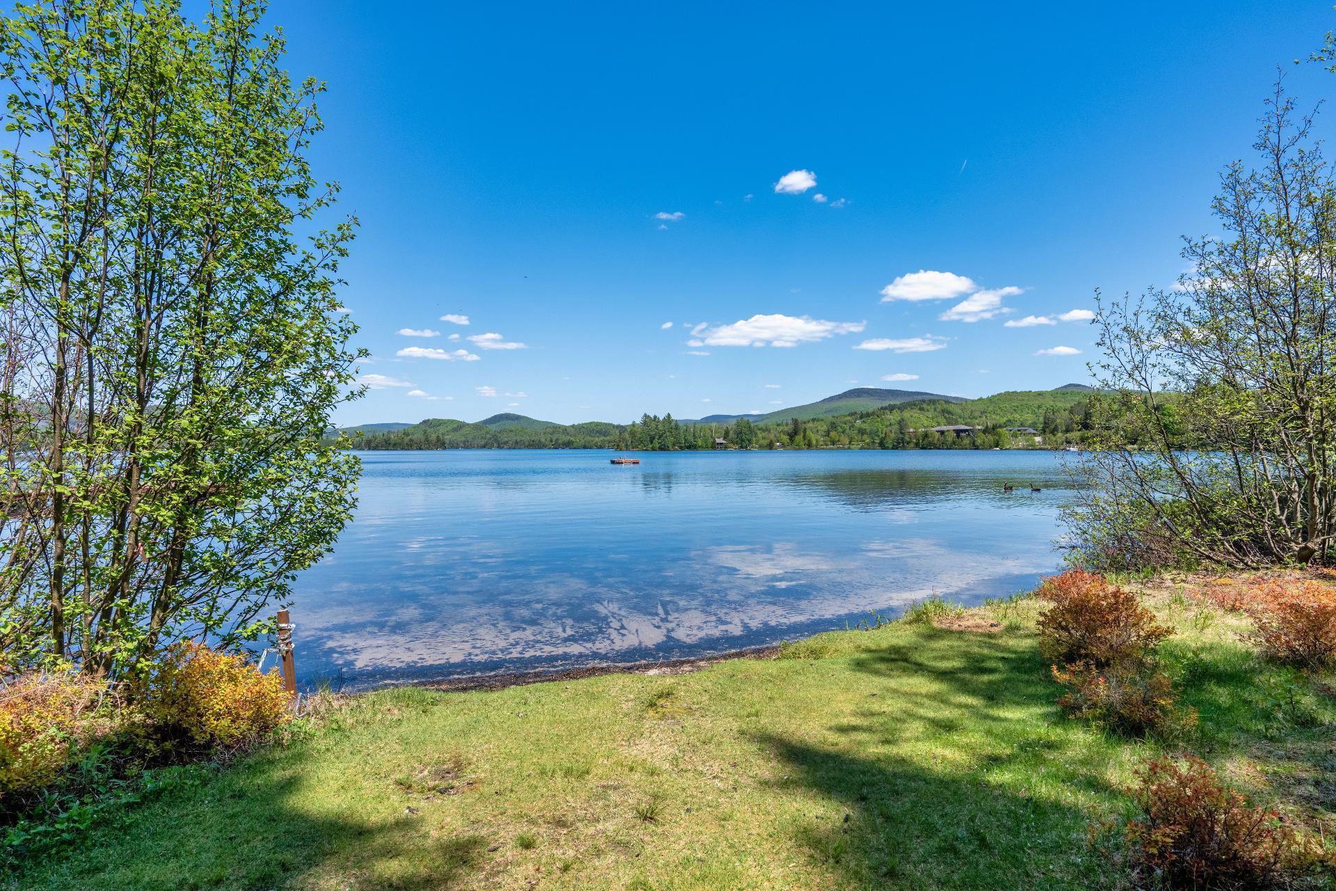 









515

 - 517


Crois. de la Coulée

,
Lac-Supérieur,




QC
J0T1P0

