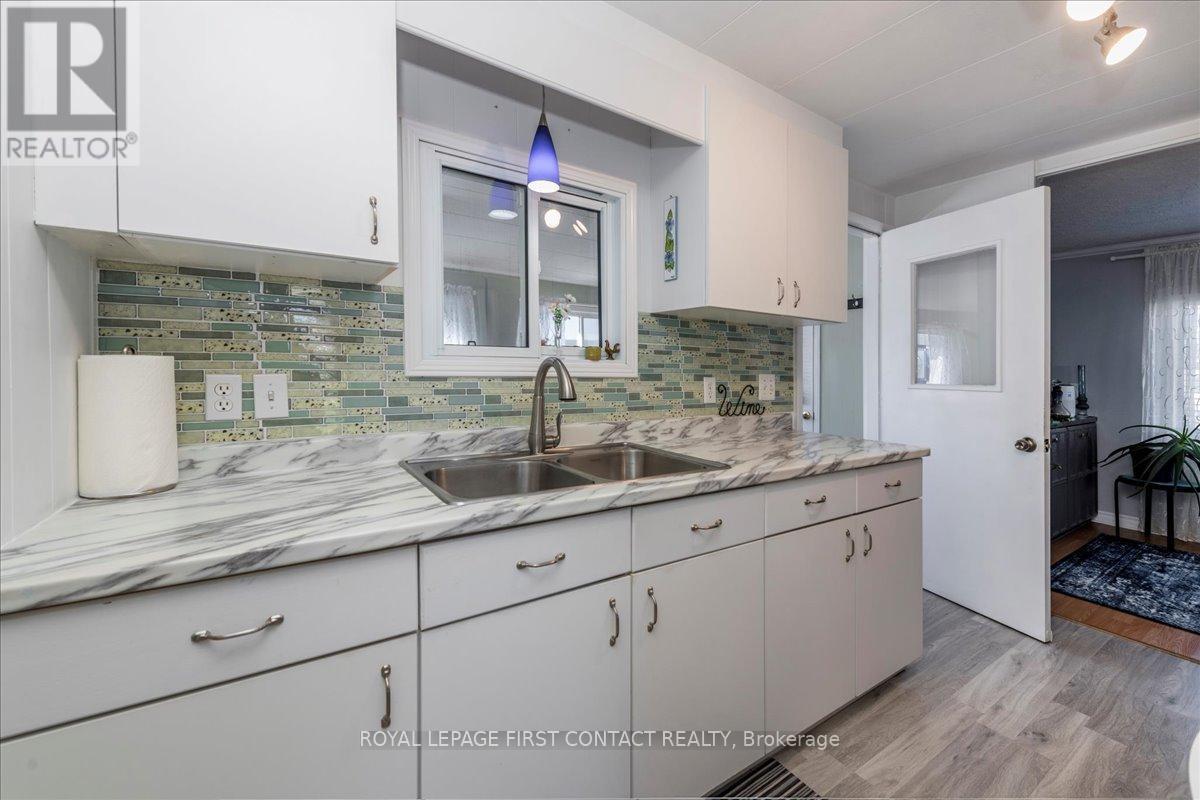 












23 MIMOSA CRESCENT

,
Innisfil,




Ontario
L9S1P9

