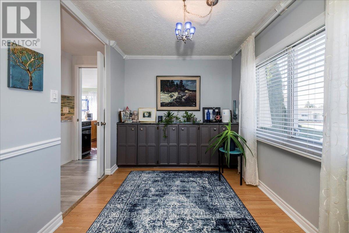 












23 MIMOSA CRESCENT

,
Innisfil,




Ontario
L9S1P9

