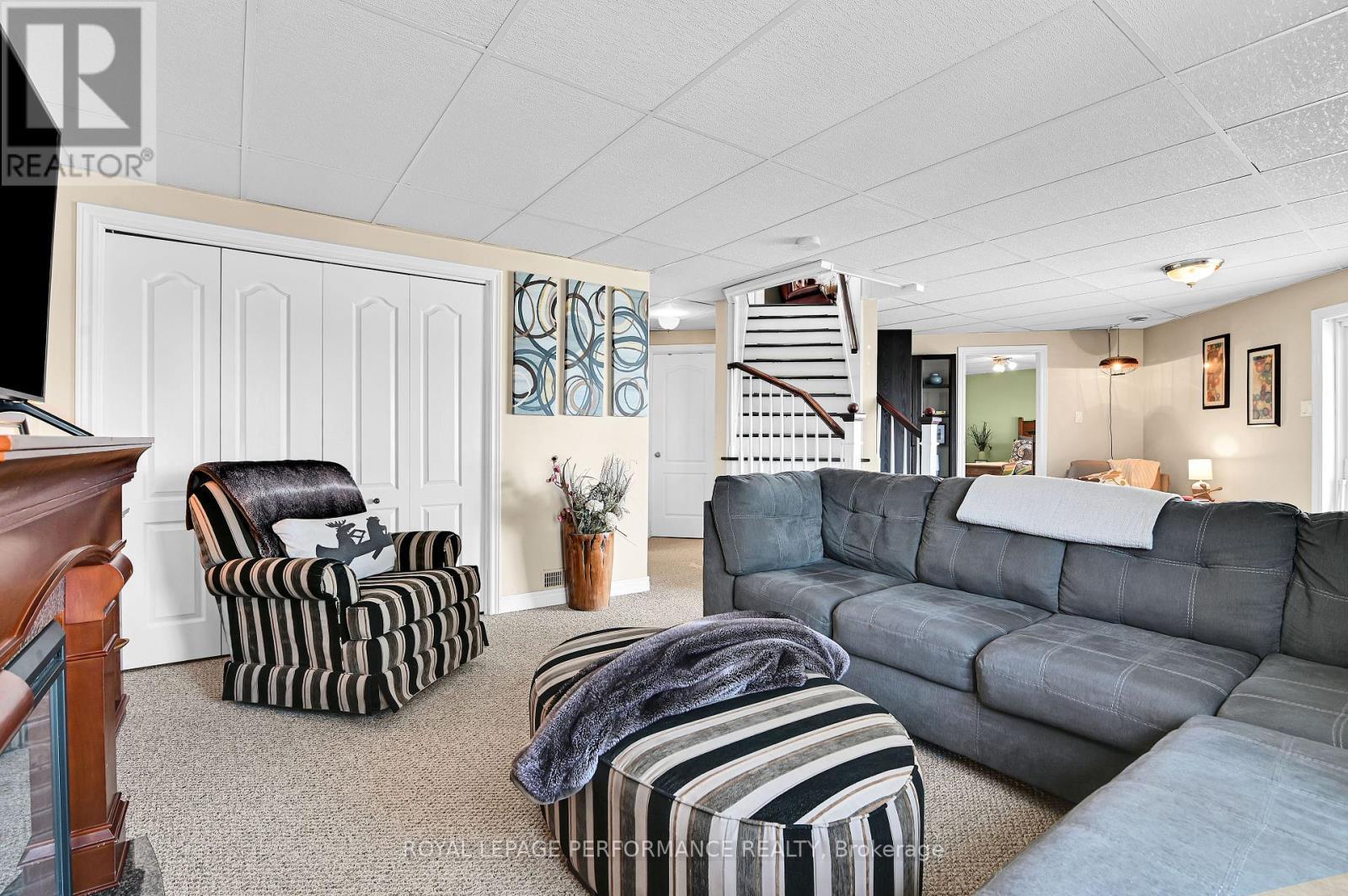 












1846 BAY ROAD

,
Champlain,




Ontario
K0B1K0


