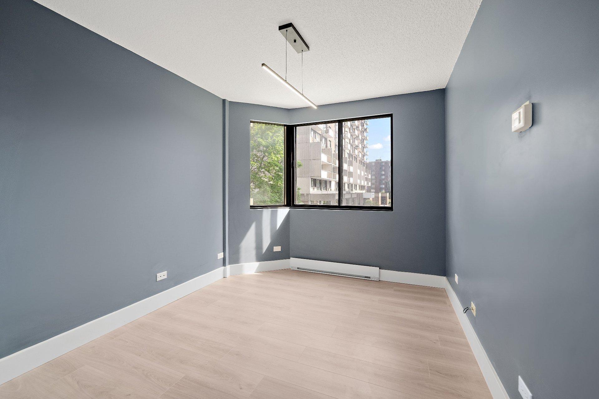 









6785


Crois. Korczak

, 205,
Côte-Saint-Luc,




QC
H4W2W6

