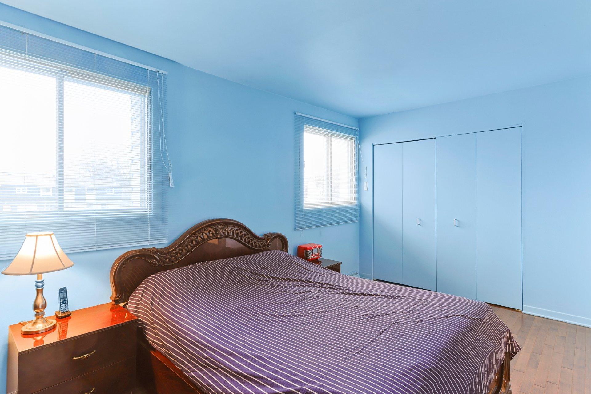 









256


Rue Gardenia

,
Dollard-des-Ormeaux,




QC
H9G1B7

