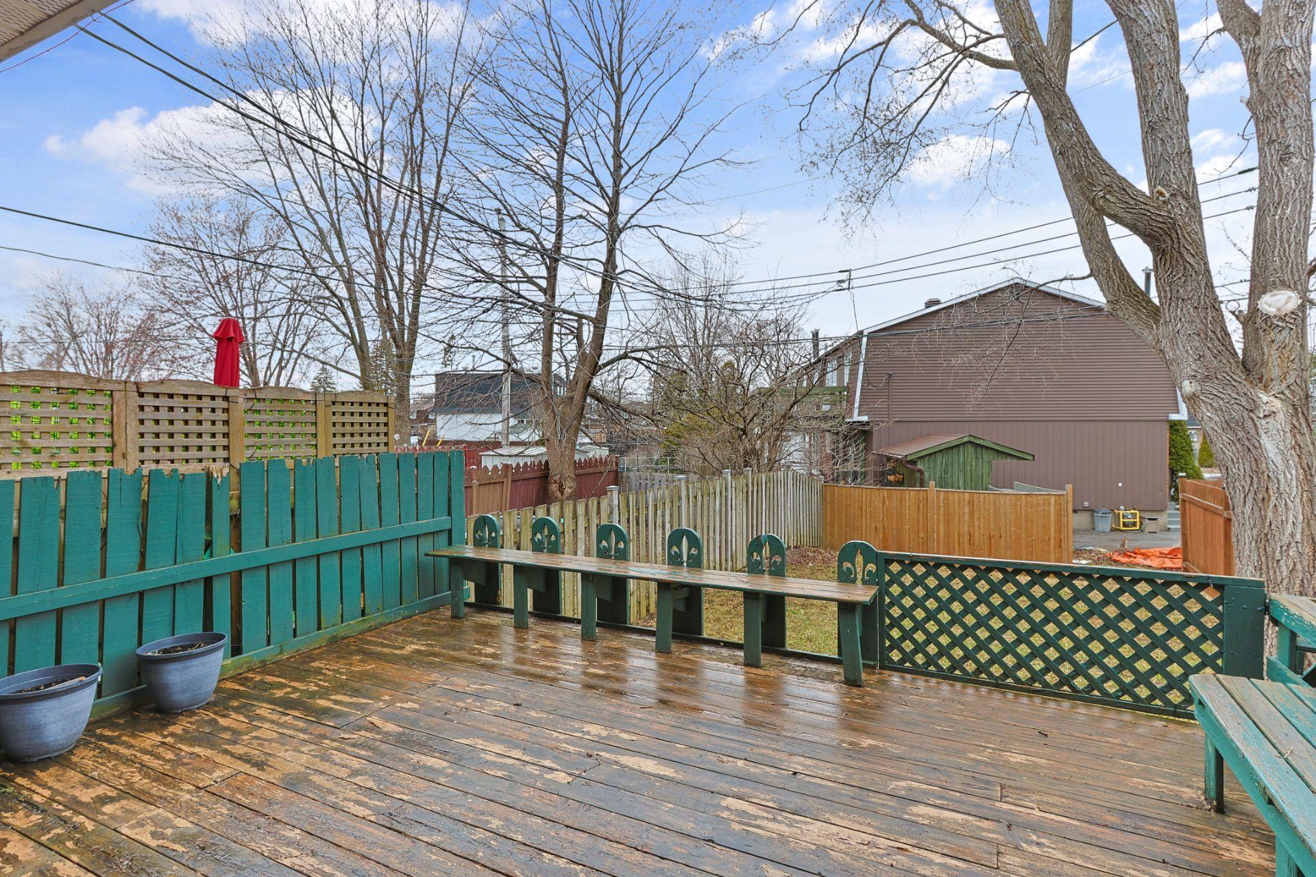 









256


Rue Gardenia

,
Dollard-des-Ormeaux,




QC
H9G1B7


