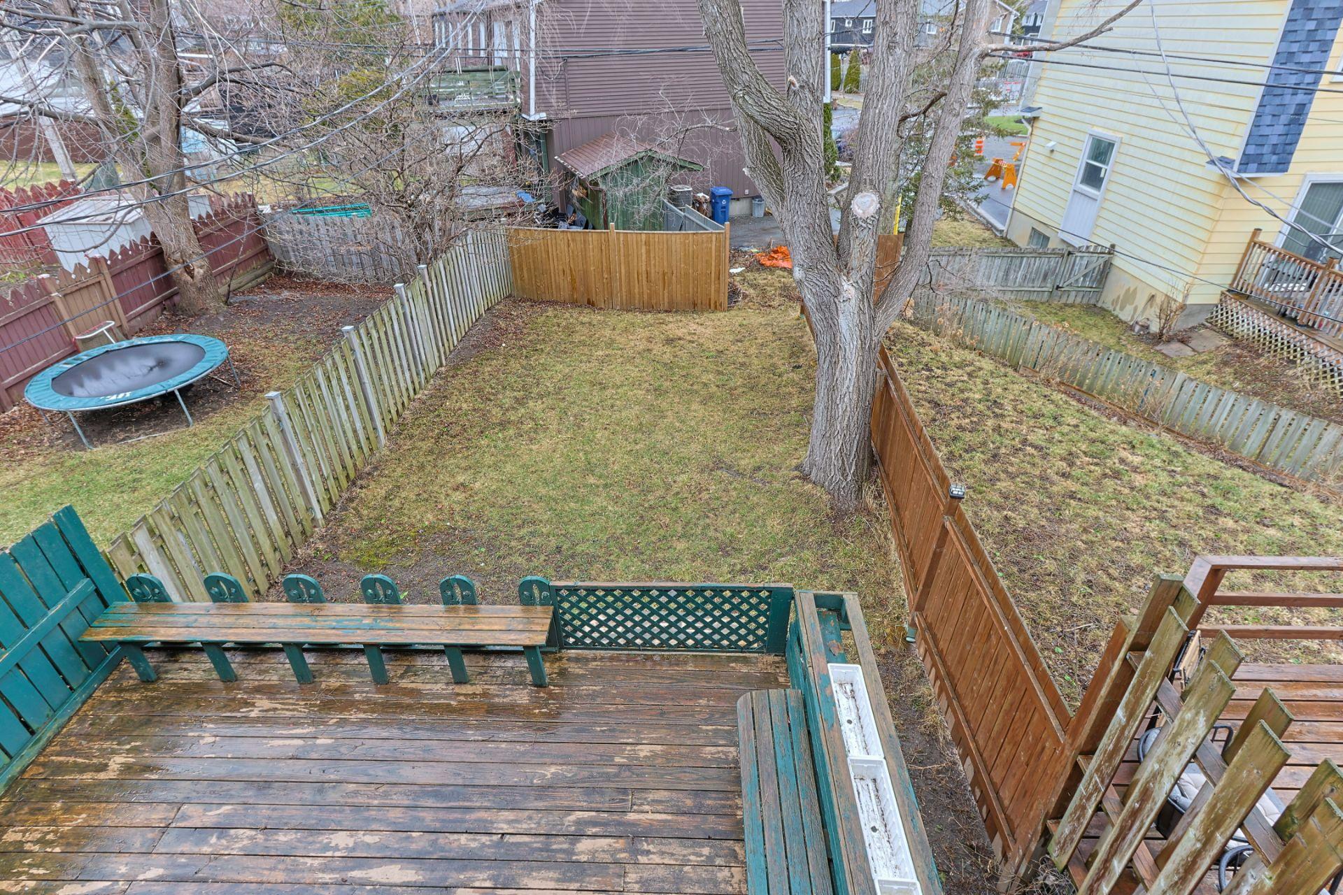









256


Rue Gardenia

,
Dollard-des-Ormeaux,




QC
H9G1B7

