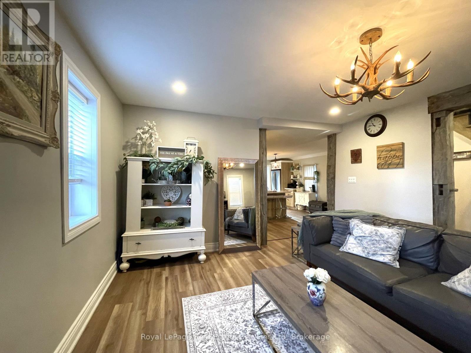 












2834 COUNTY ROAD 124 ROAD W

,
Clearview,




Ontario
L0M1H0

