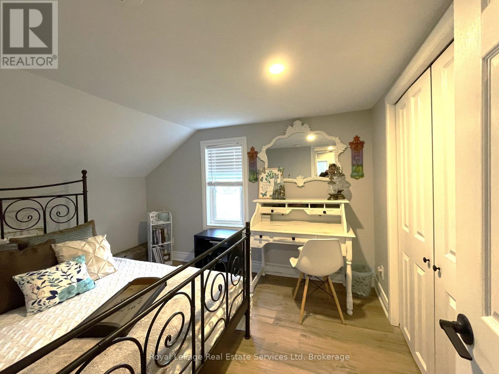 












2834 COUNTY ROAD 124 ROAD W

,
Clearview,




Ontario
L0M1H0

