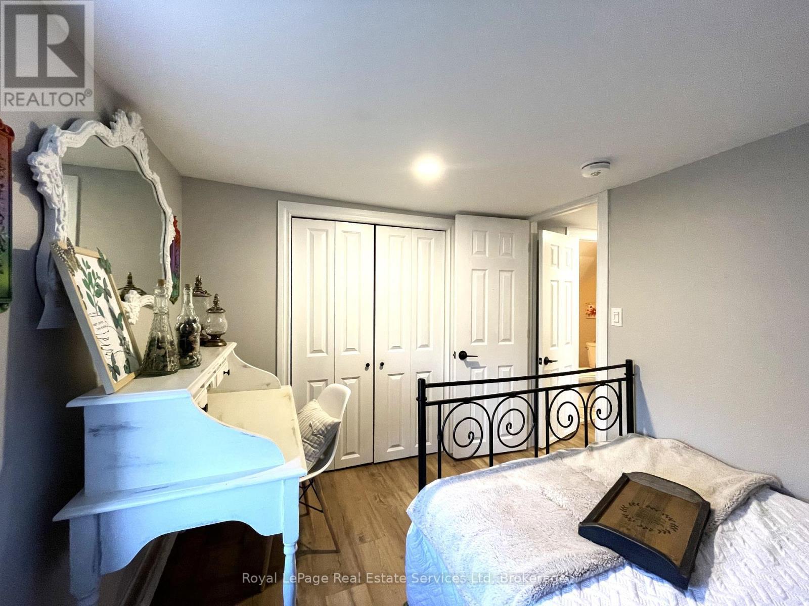 












2834 COUNTY ROAD 124 ROAD W

,
Clearview,




Ontario
L0M1H0

