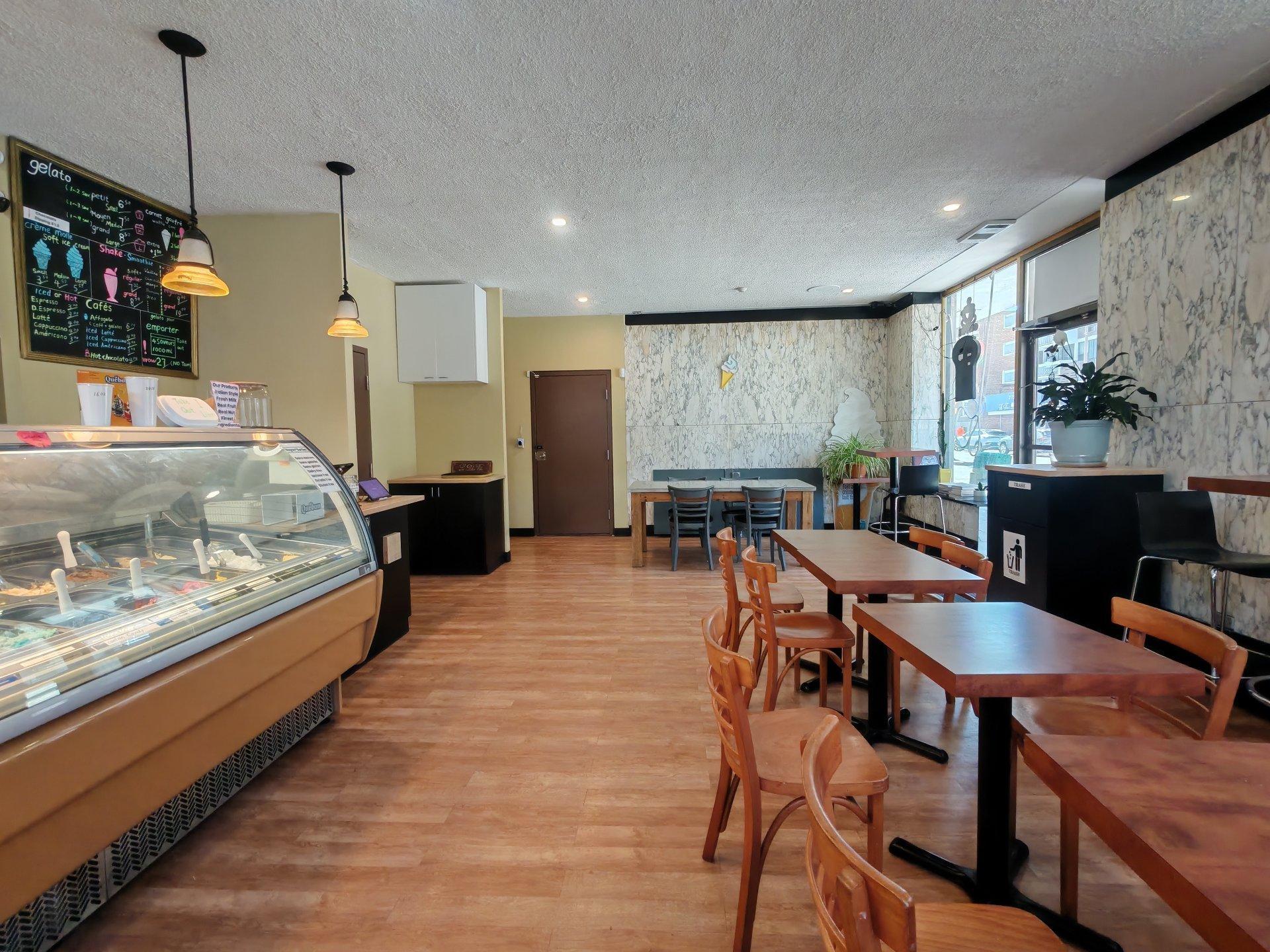 









2150


Boul. De Maisonneuve O.

, 100,
Montréal (Ville-Marie),




QC
H3H1L2

