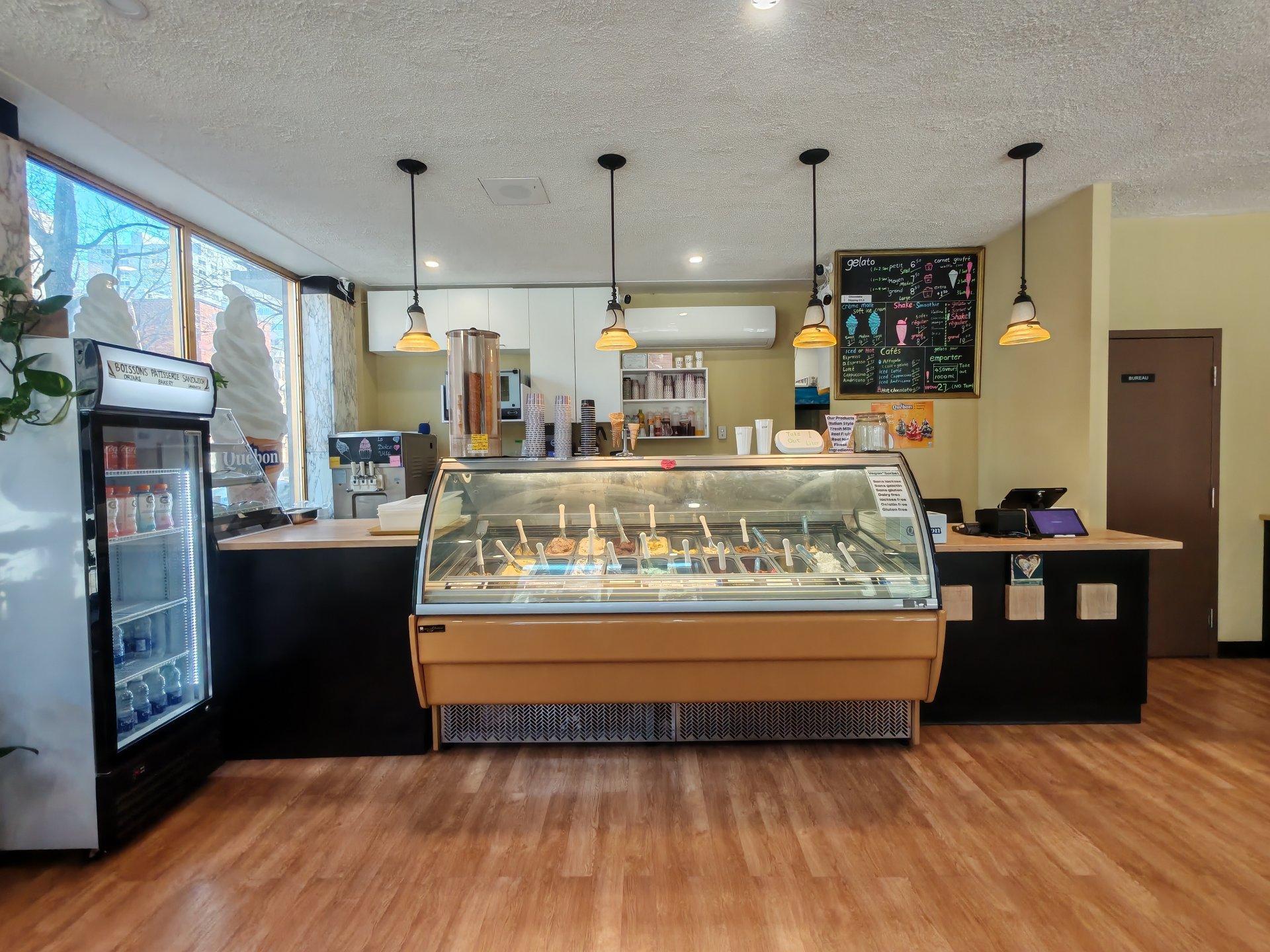 









2150


Boul. De Maisonneuve O.

, 100,
Montréal (Ville-Marie),




QC
H3H1L2

