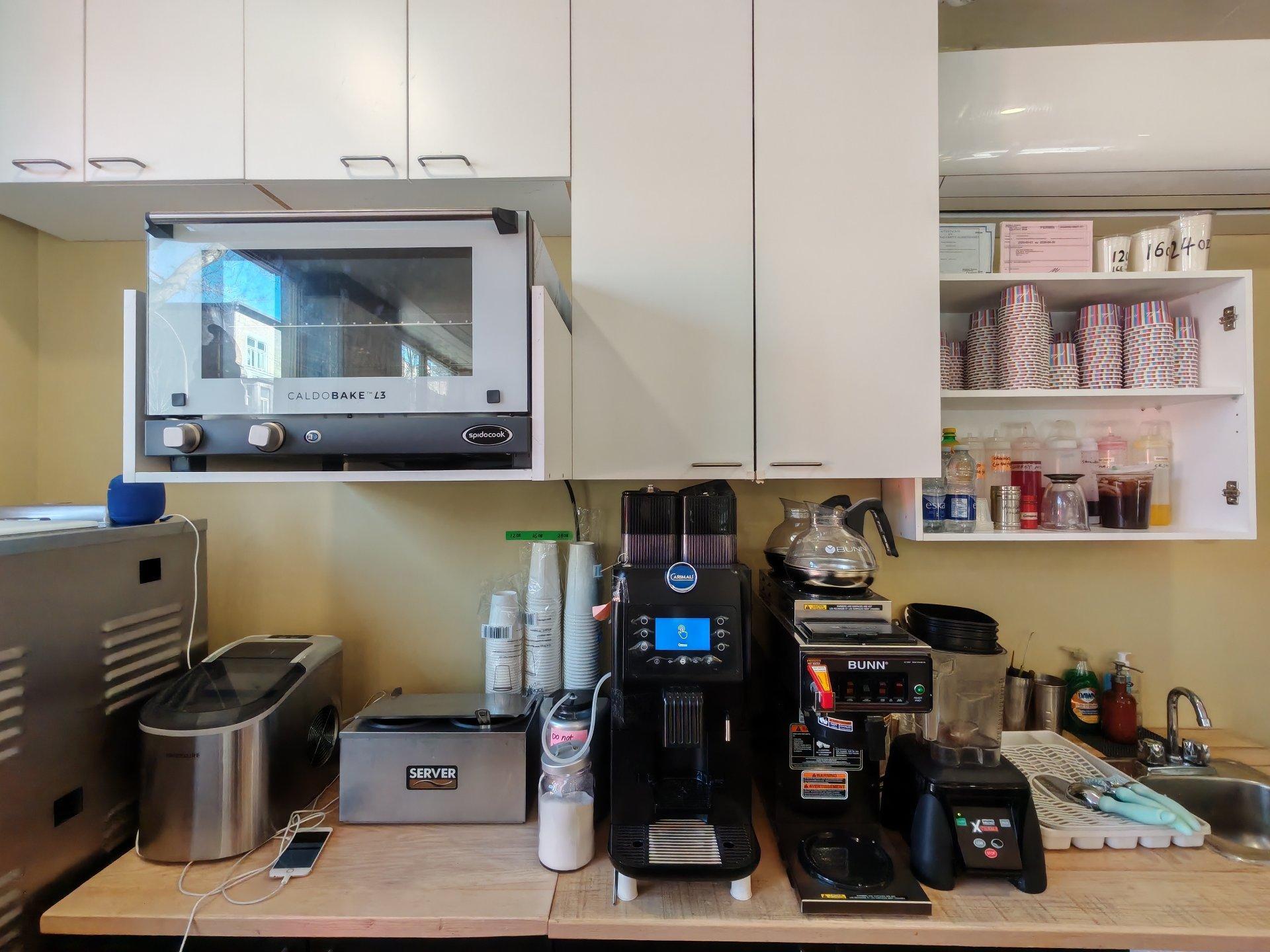 









2150


Boul. De Maisonneuve O.

, 100,
Montréal (Ville-Marie),




QC
H3H1L2

