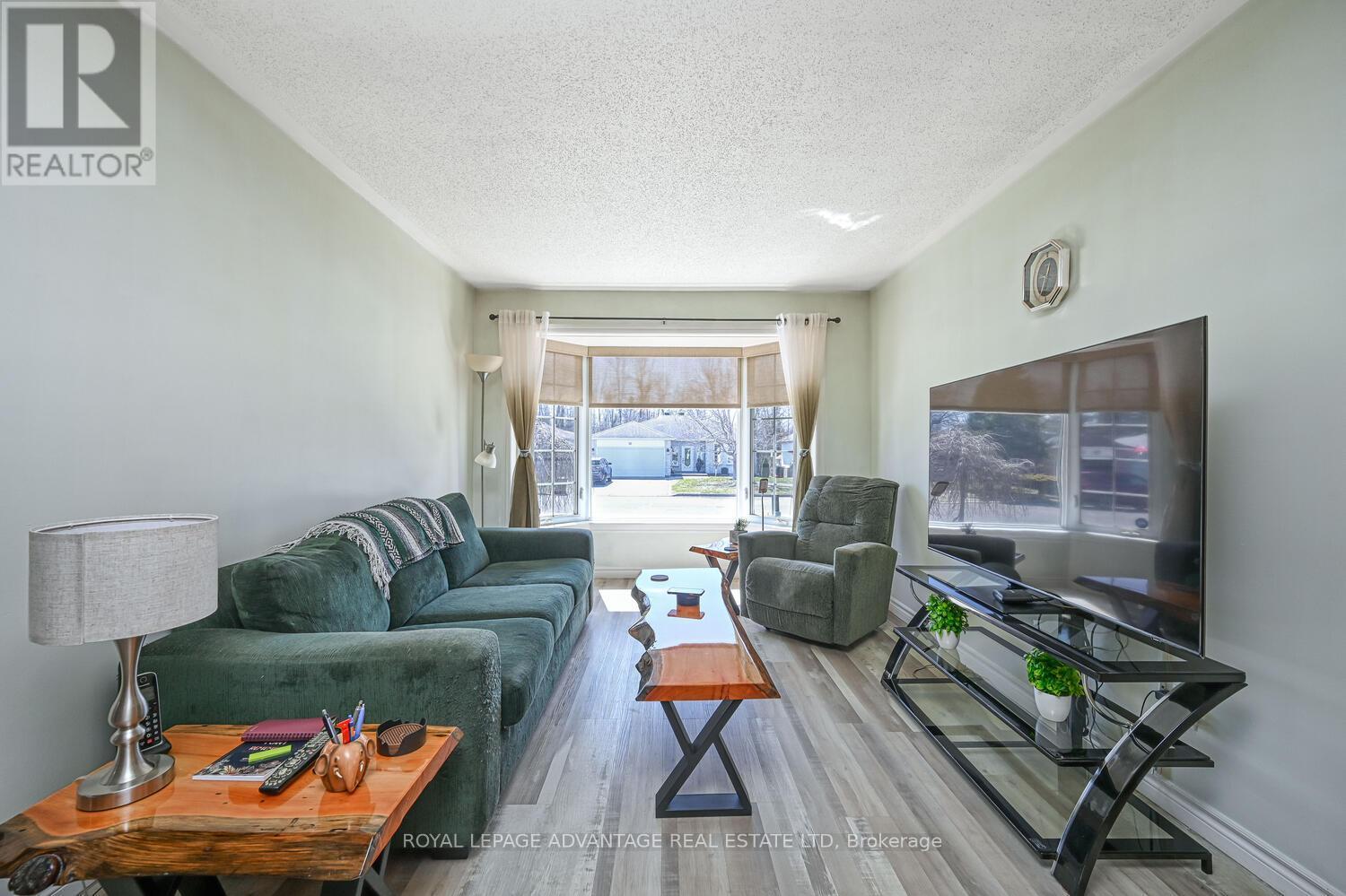 












41 TREELAWN BOULEVARD

,
Perth,




Ontario
K7H3P1


