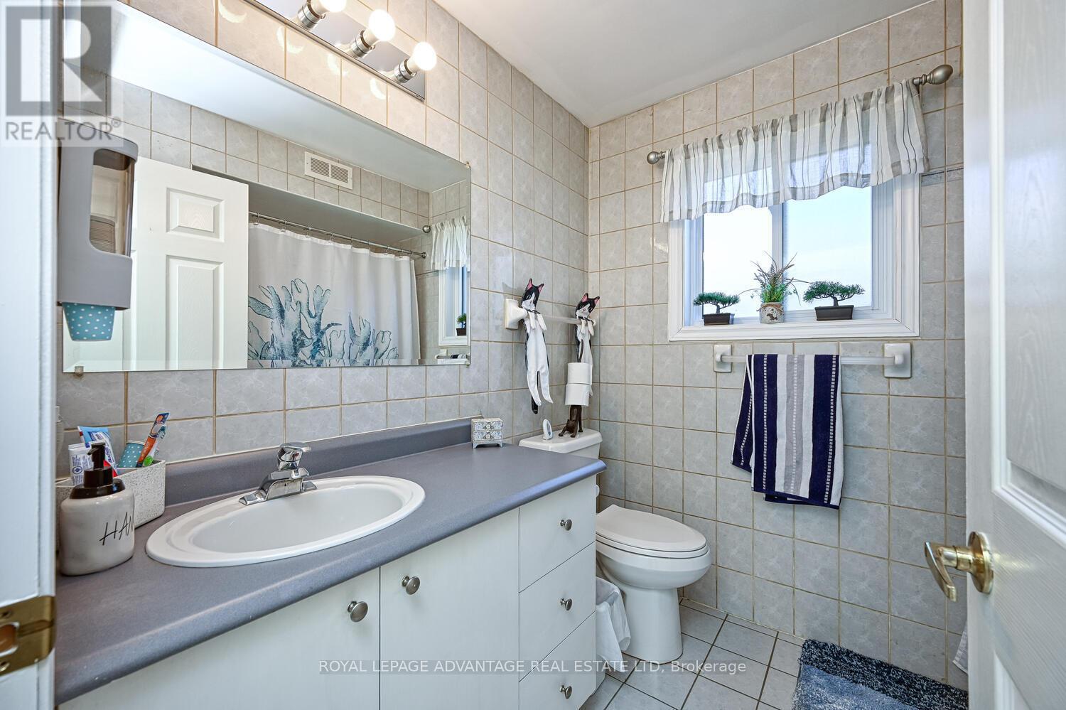 












41 TREELAWN BOULEVARD

,
Perth,




Ontario
K7H3P1

