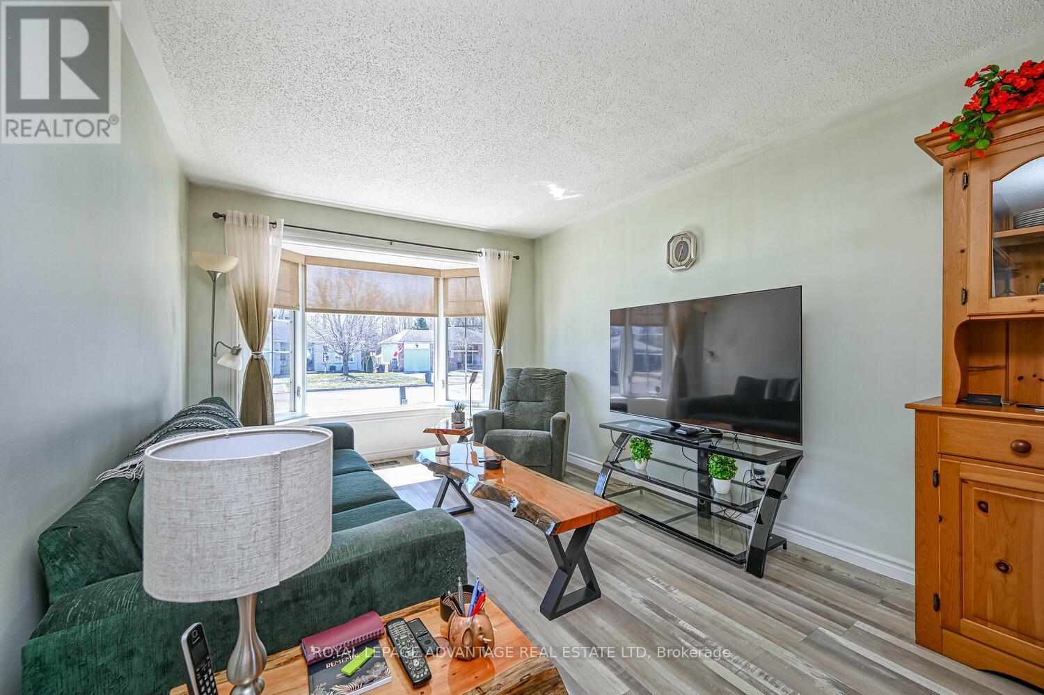 












41 TREELAWN BOULEVARD

,
Perth,




Ontario
K7H3P1

