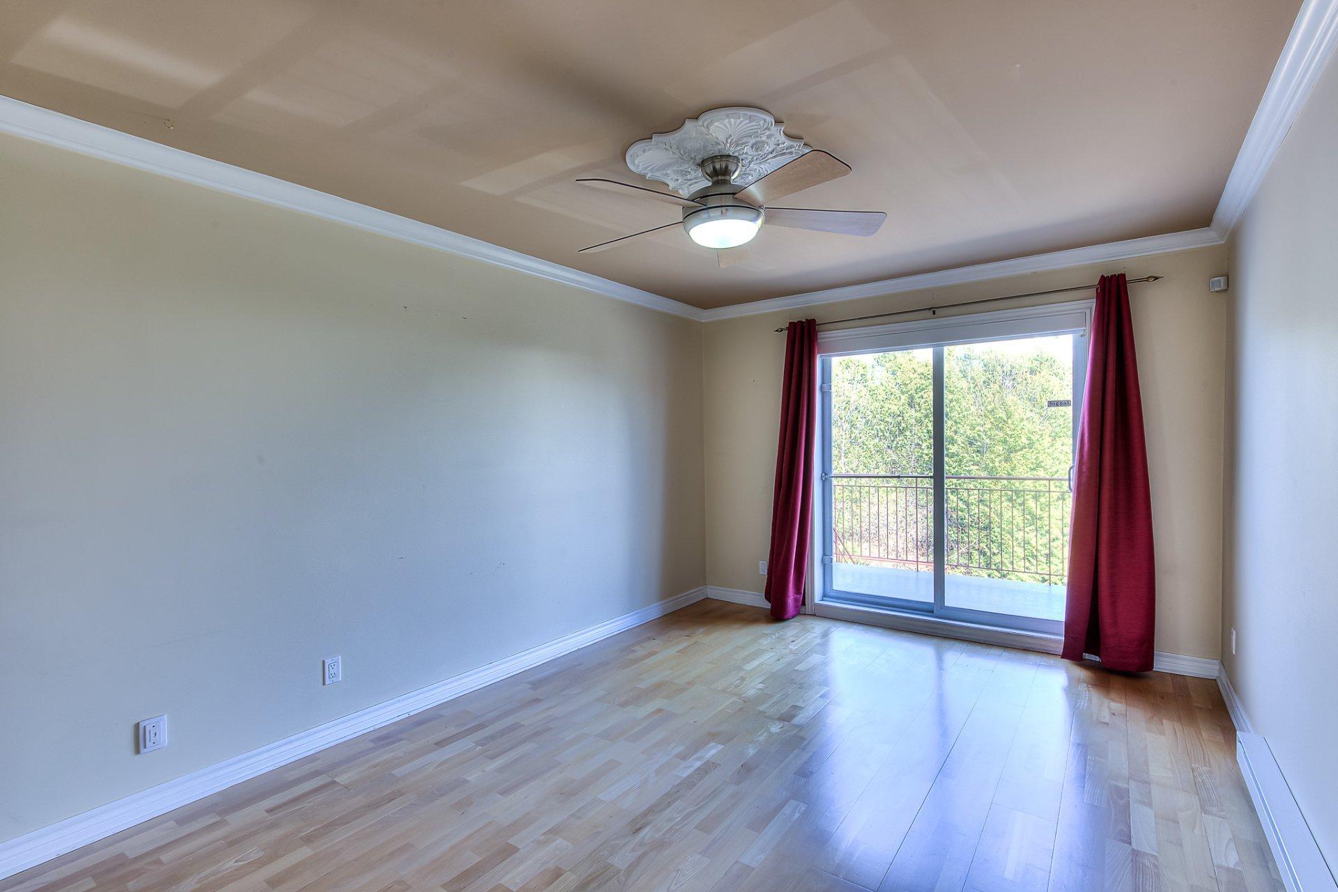 









6805


Boul. des Laurentides

, 301,
Laval (Auteuil),




QC
H7H1A3

