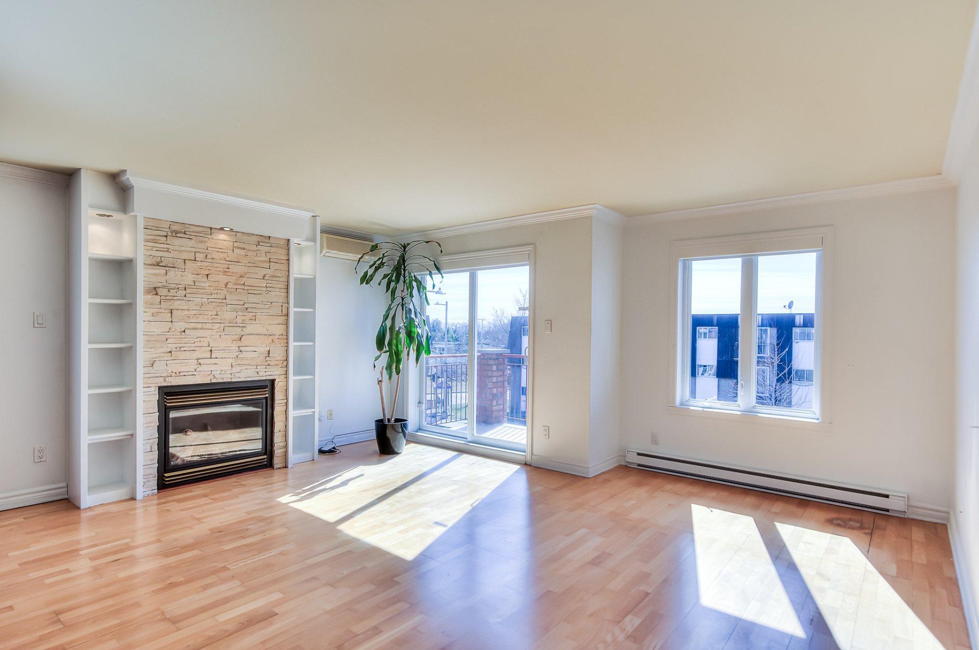 









6805


Boul. des Laurentides

, 301,
Laval (Auteuil),




QC
H7H1A3

