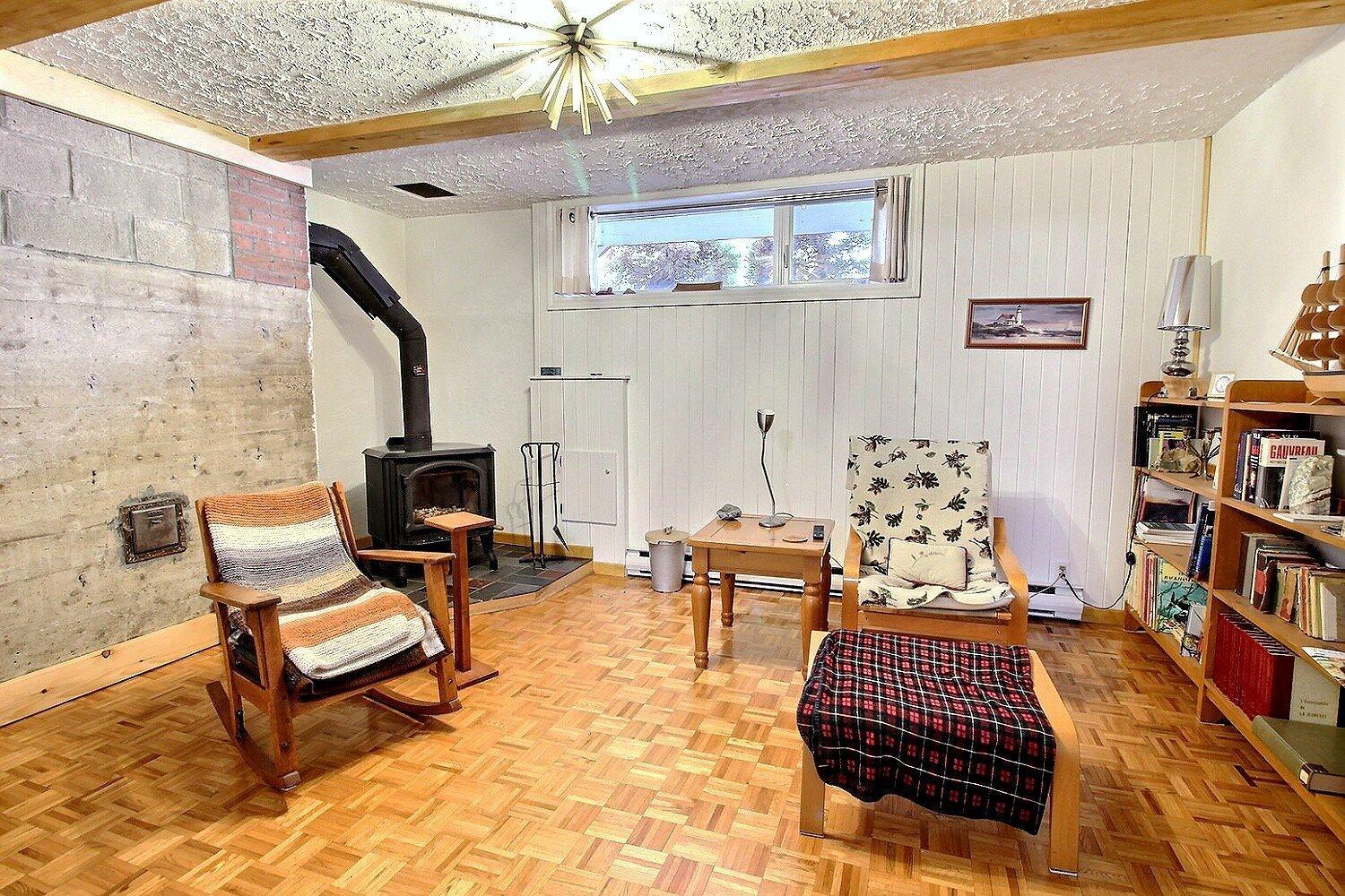 









227


Rue du Domaine

,
Rimouski,




QC
G5L3X9


