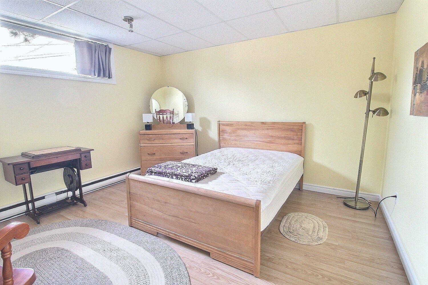 









227


Rue du Domaine

,
Rimouski,




QC
G5L3X9


