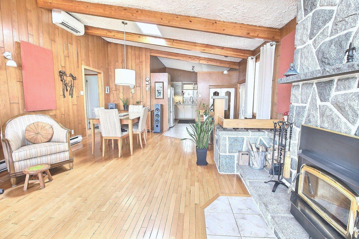 









227


Rue du Domaine

,
Rimouski,




QC
G5L3X9

