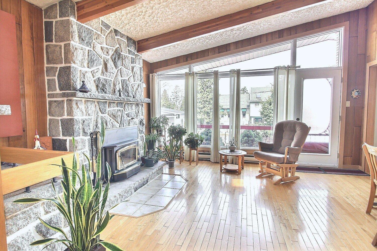 









227


Rue du Domaine

,
Rimouski,




QC
G5L3X9

