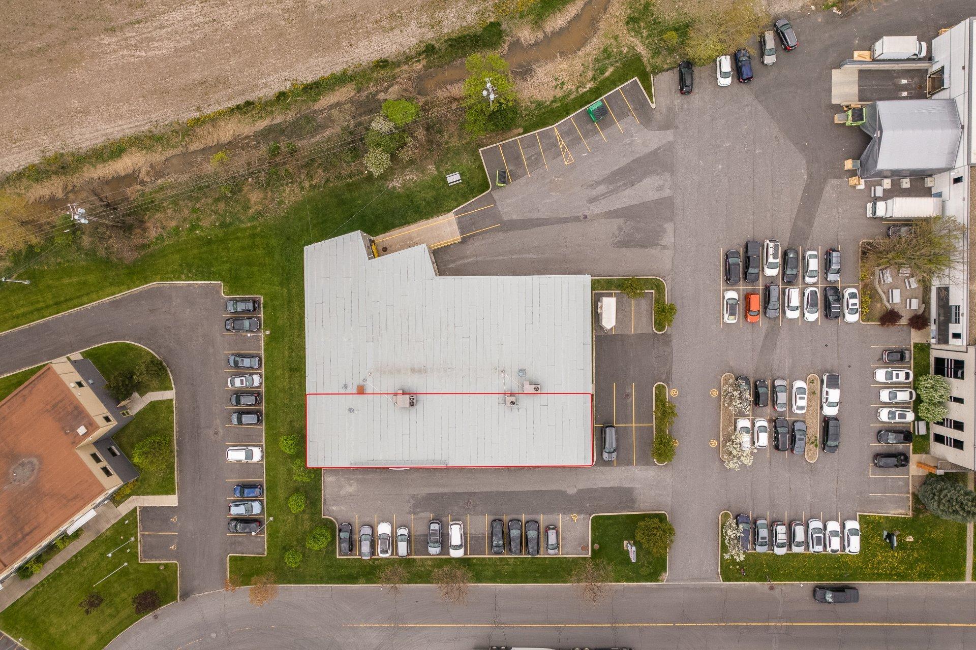 









2041A


Rue Léonard-De Vinci

,
Sainte-Julie,




QC
J3E1Z2

