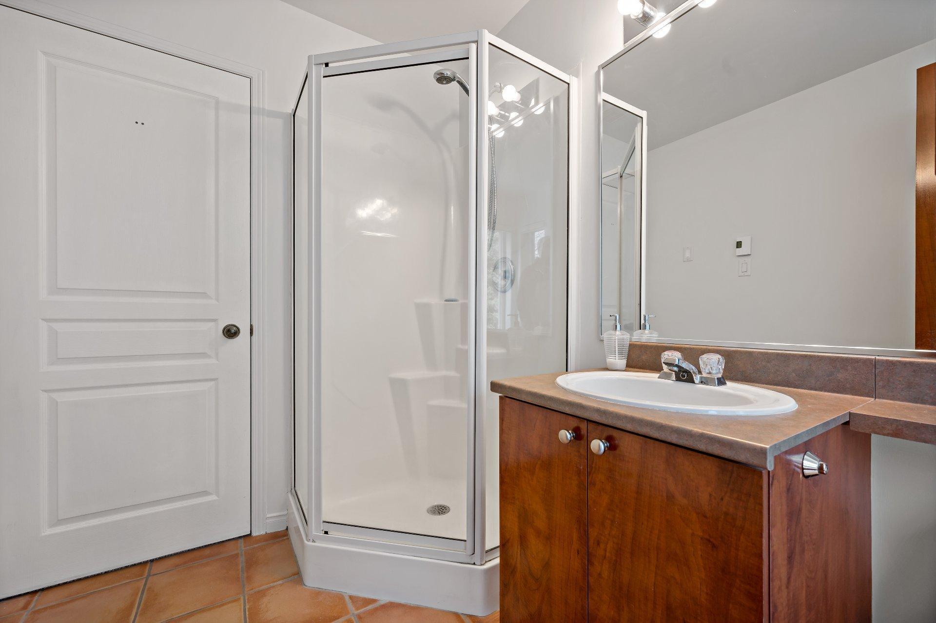 









1752


Ch. du Golf

,
Mont-Tremblant,




QC
J8E2K6

