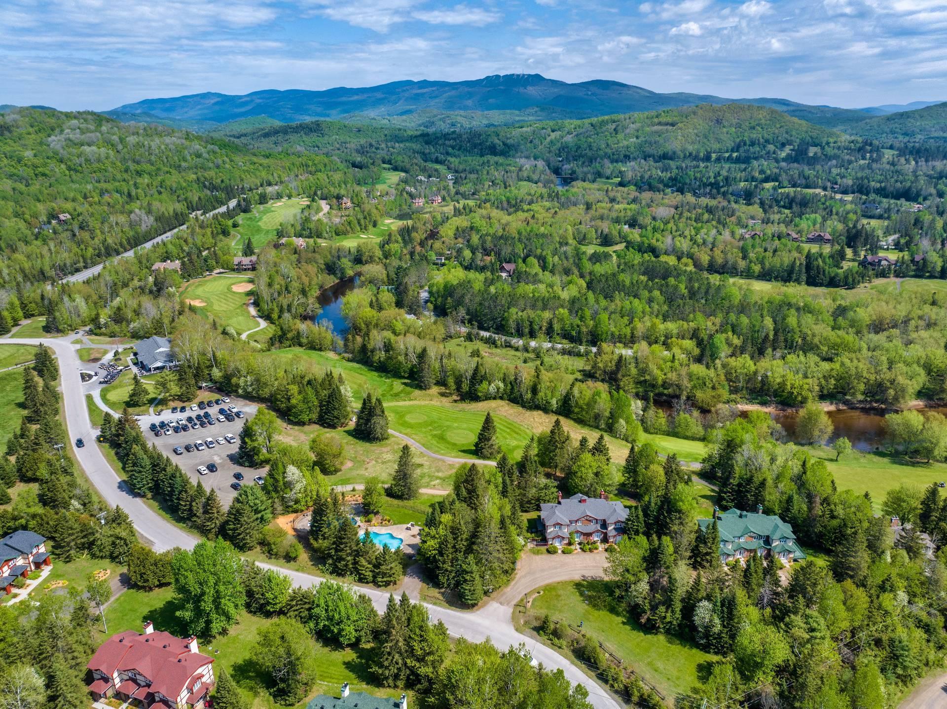 









1752


Ch. du Golf

,
Mont-Tremblant,




QC
J8E2K6


