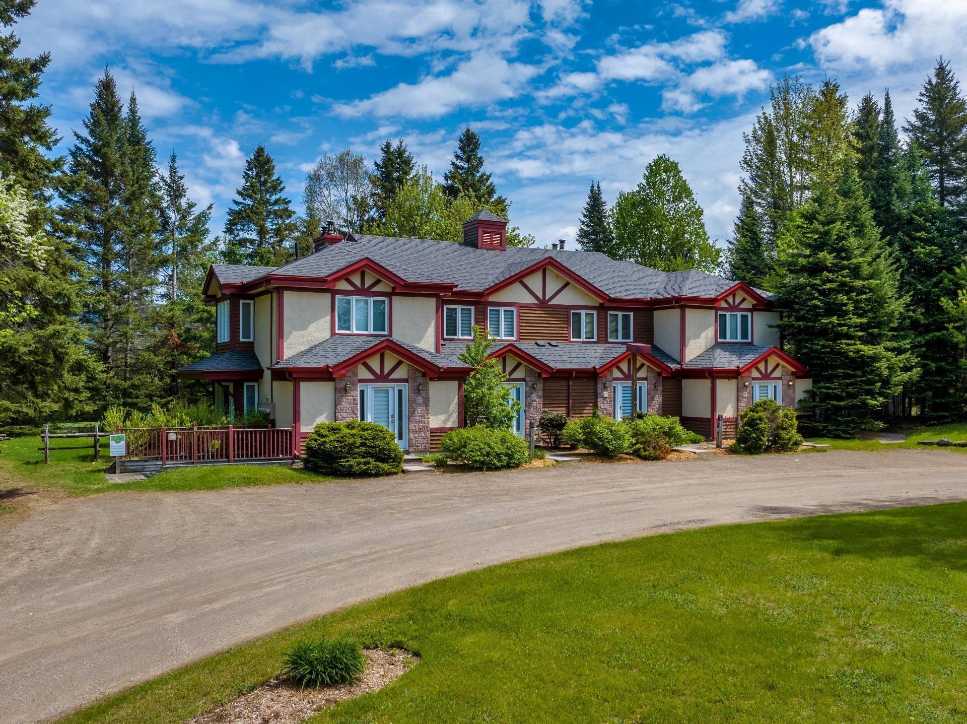 









1752


Ch. du Golf

,
Mont-Tremblant,




QC
J8E2K6

