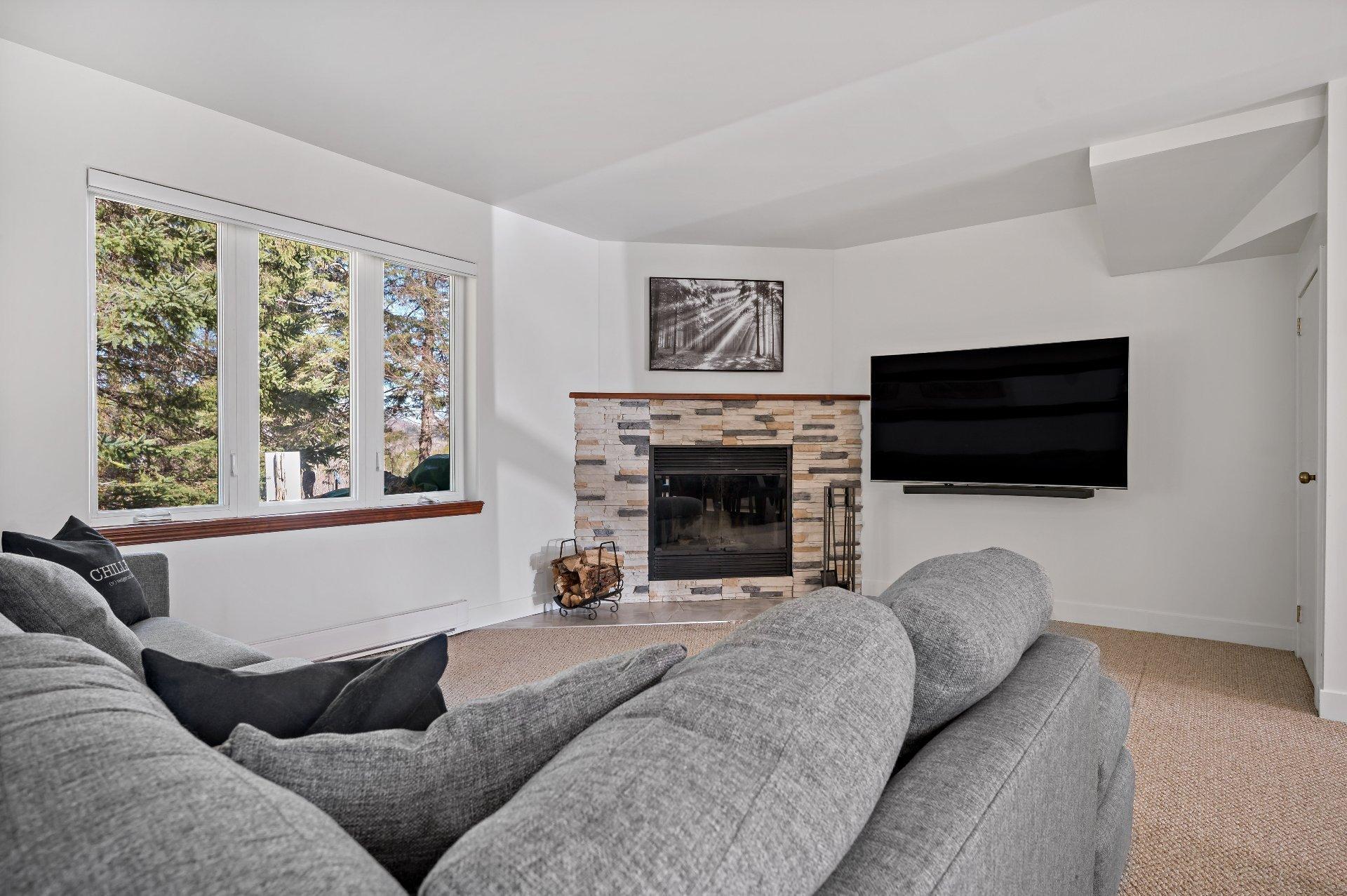 









1752


Ch. du Golf

,
Mont-Tremblant,




QC
J8E2K6

