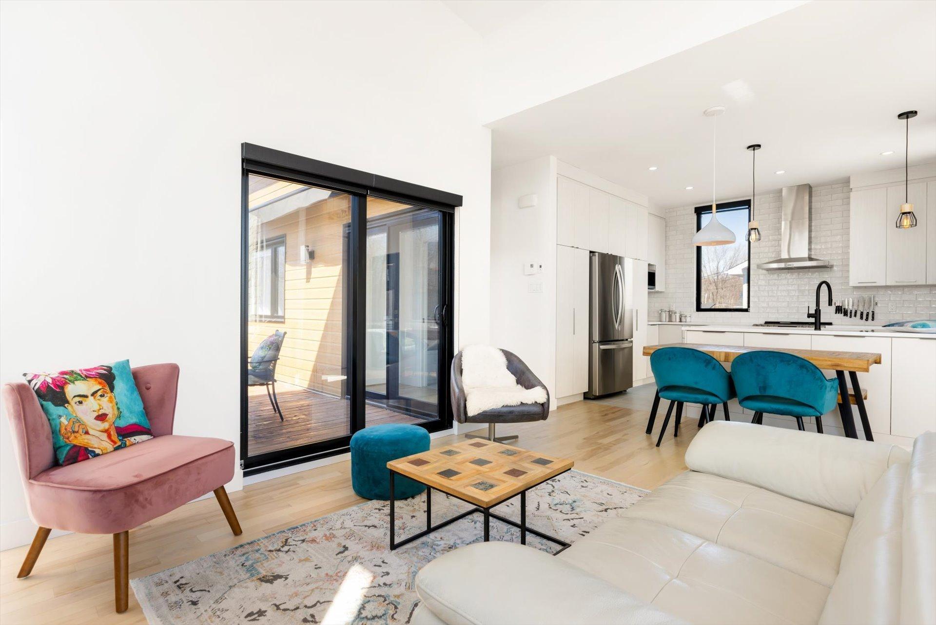 









1285


Rue Adélard-Toupin

,
Trois-Rivières,




QC
G8V2W7

