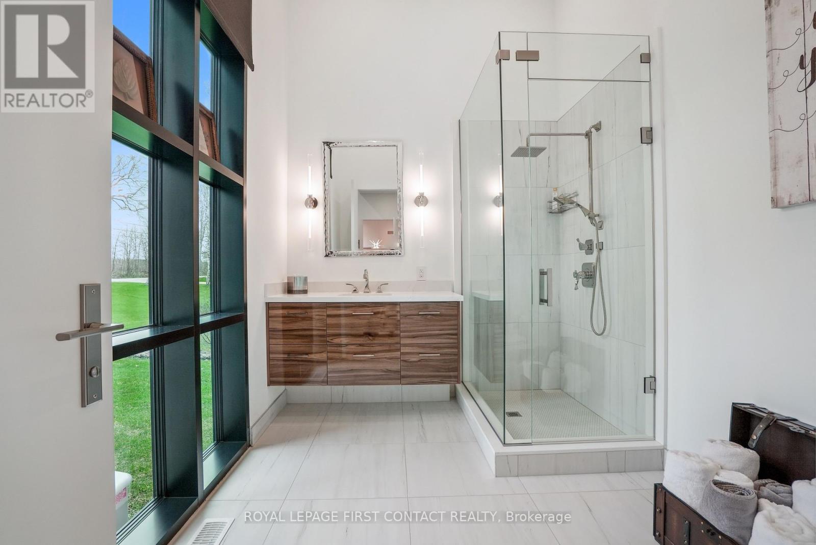 












2761 LOCKHART ROAD

,
Innisfil,




Ontario
L9S3G2

