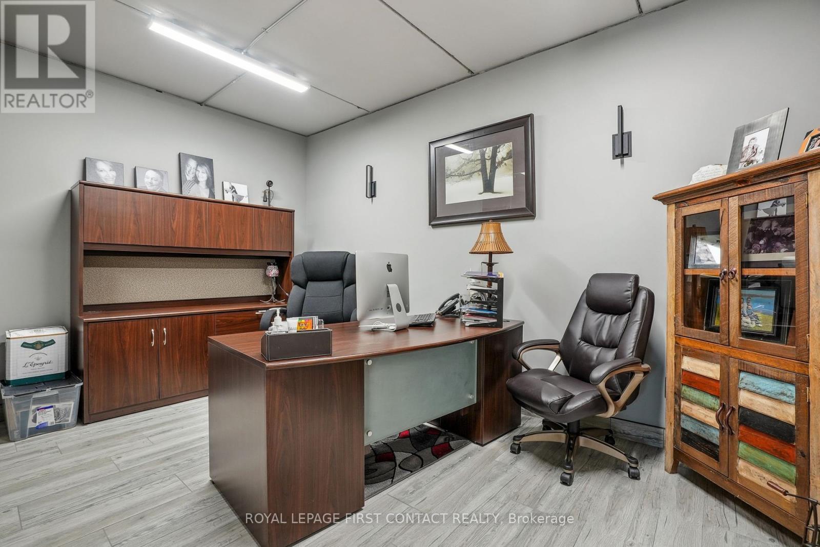 












2761 LOCKHART ROAD

,
Innisfil,




Ontario
L9S3G2

