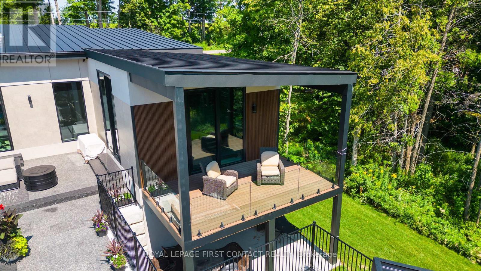 












2761 LOCKHART ROAD

,
Innisfil,




Ontario
L9S3G2

