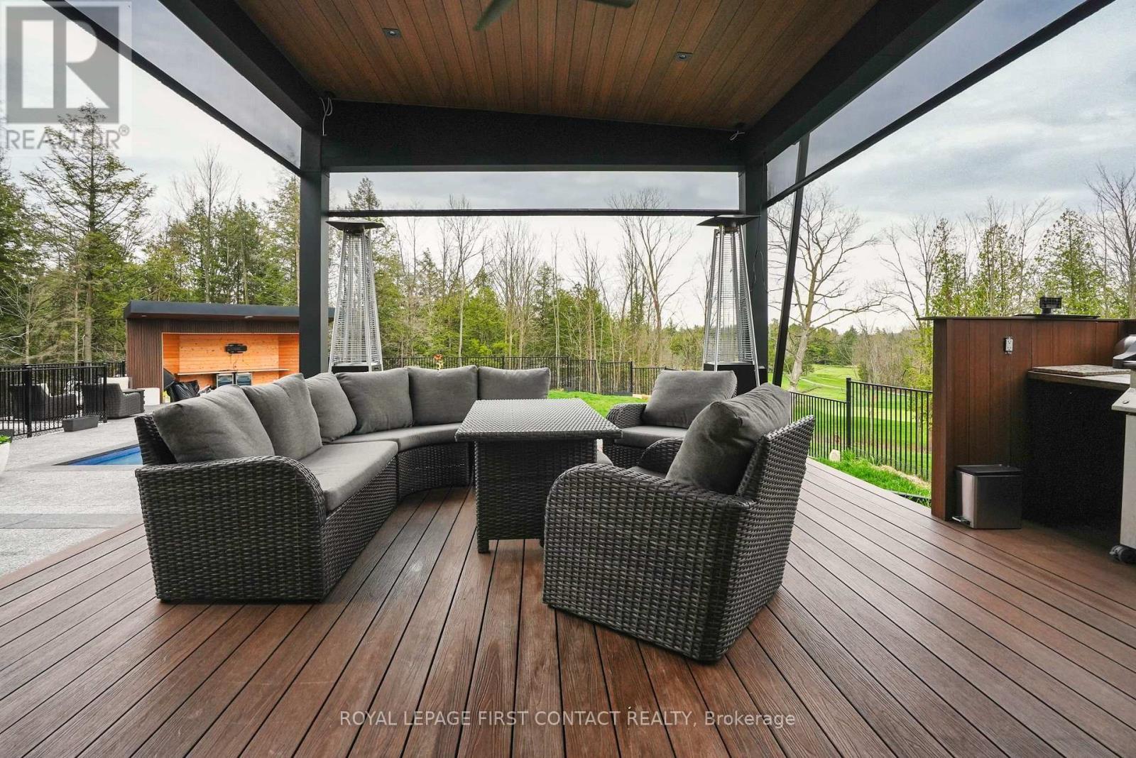 












2761 LOCKHART ROAD

,
Innisfil,




Ontario
L9S3G2

