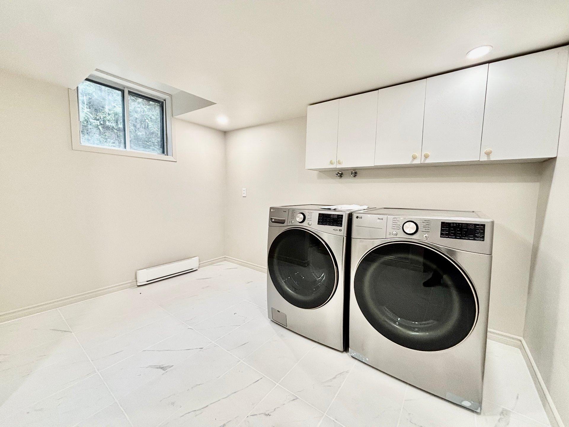 









4999


Rue Pilon

,
Montréal (Pierrefonds-Roxboro),




QC
H9K1G5

