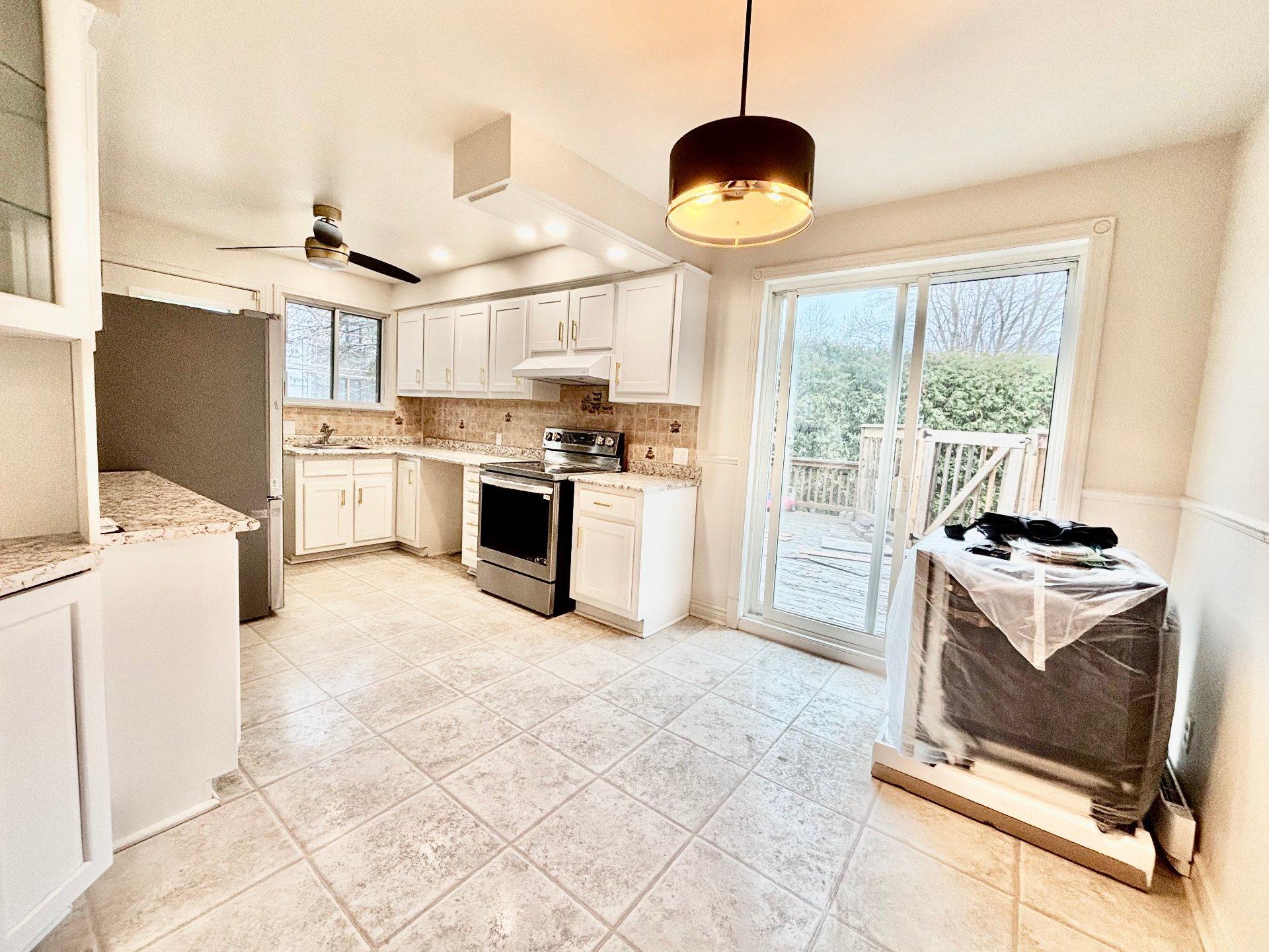 









4999


Rue Pilon

,
Montréal (Pierrefonds-Roxboro),




QC
H9K1G5

