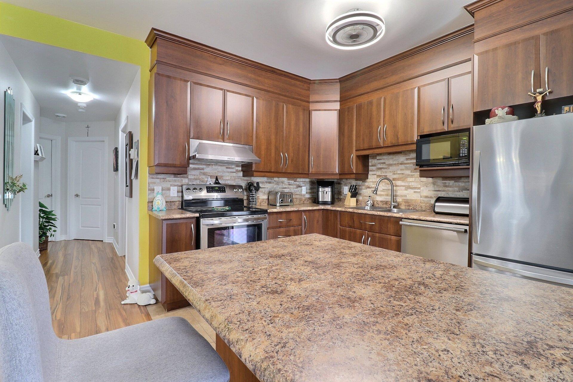 









1308


Boul. Maloney E.

, 1,
Gatineau (Gatineau),




QC
J8P1J3

