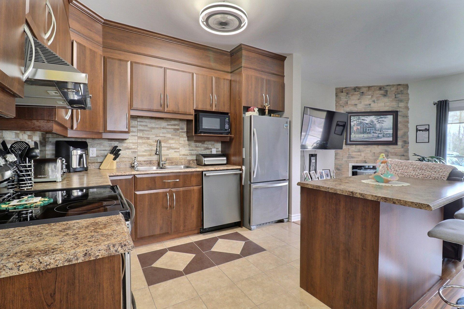 









1308


Boul. Maloney E.

, 1,
Gatineau (Gatineau),




QC
J8P1J3

