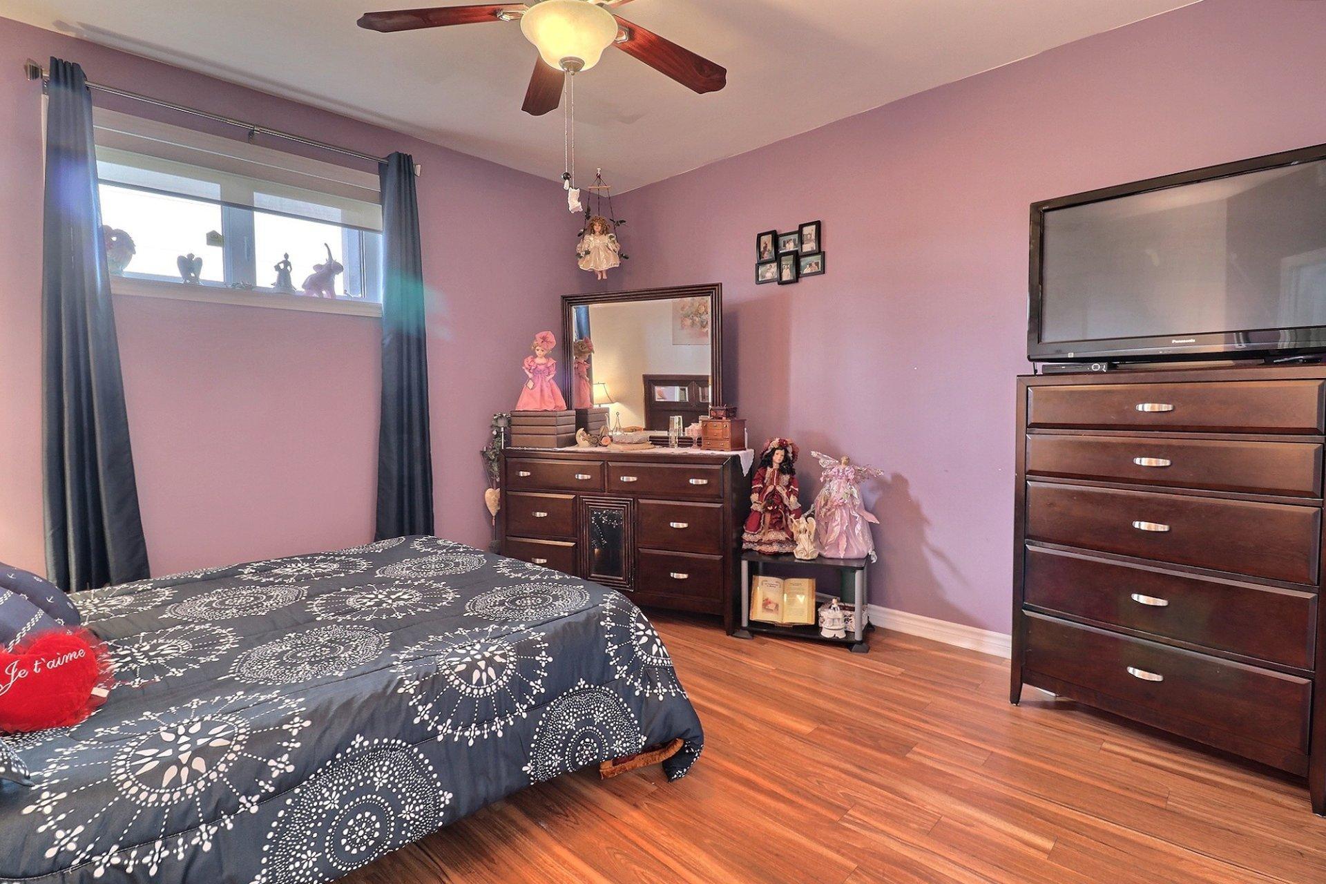 









1308


Boul. Maloney E.

, 1,
Gatineau (Gatineau),




QC
J8P1J3

