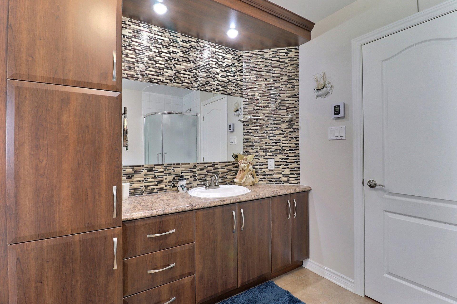 









1308


Boul. Maloney E.

, 1,
Gatineau (Gatineau),




QC
J8P1J3

