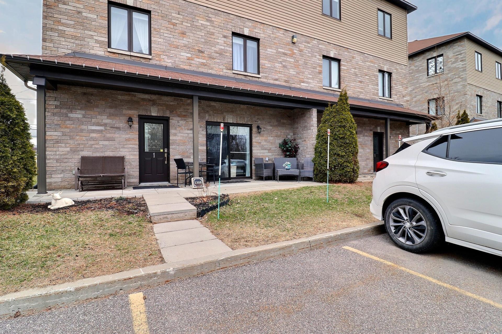 









1308


Boul. Maloney E.

, 1,
Gatineau (Gatineau),




QC
J8P1J3

