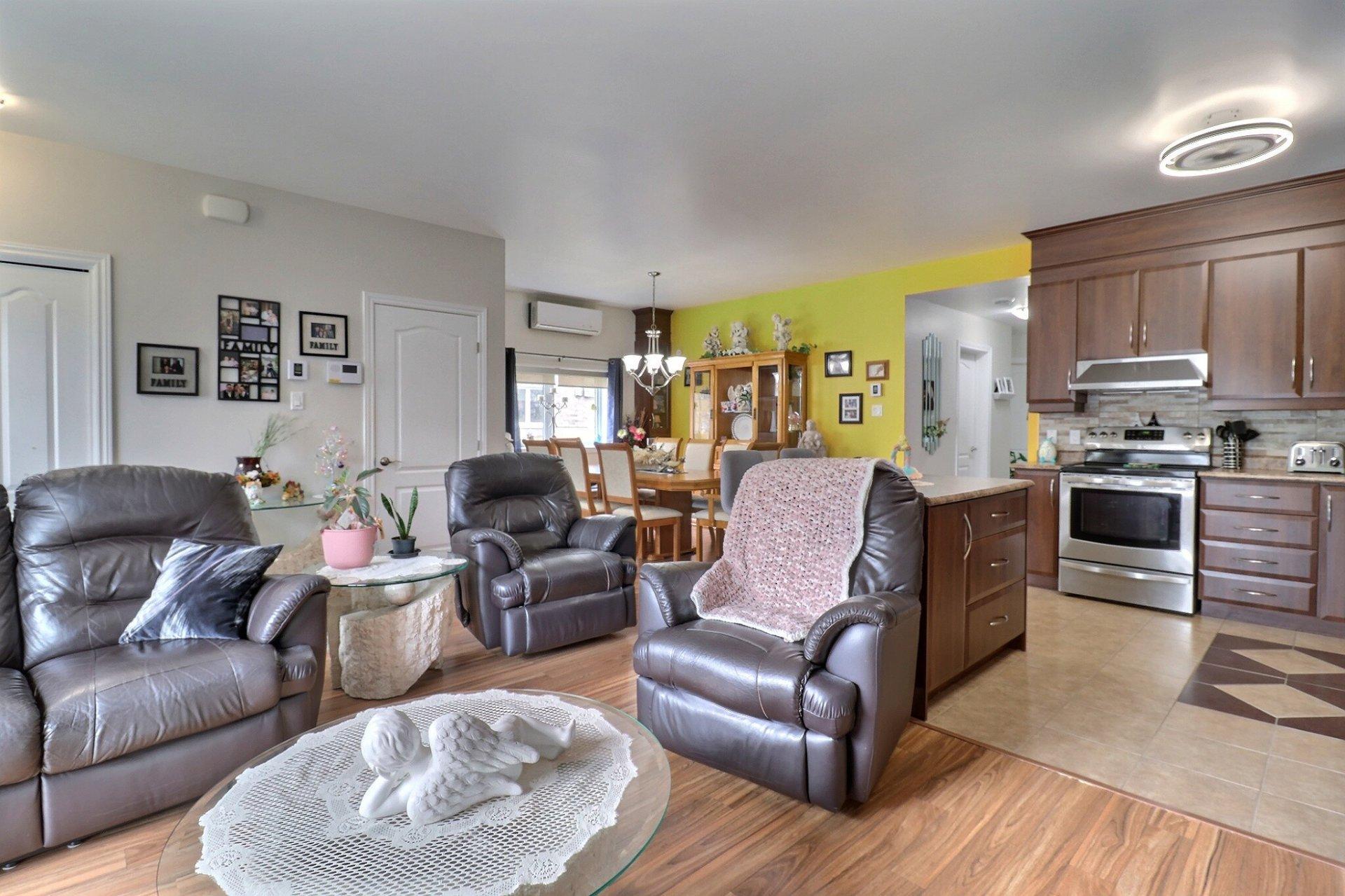 









1308


Boul. Maloney E.

, 1,
Gatineau (Gatineau),




QC
J8P1J3

