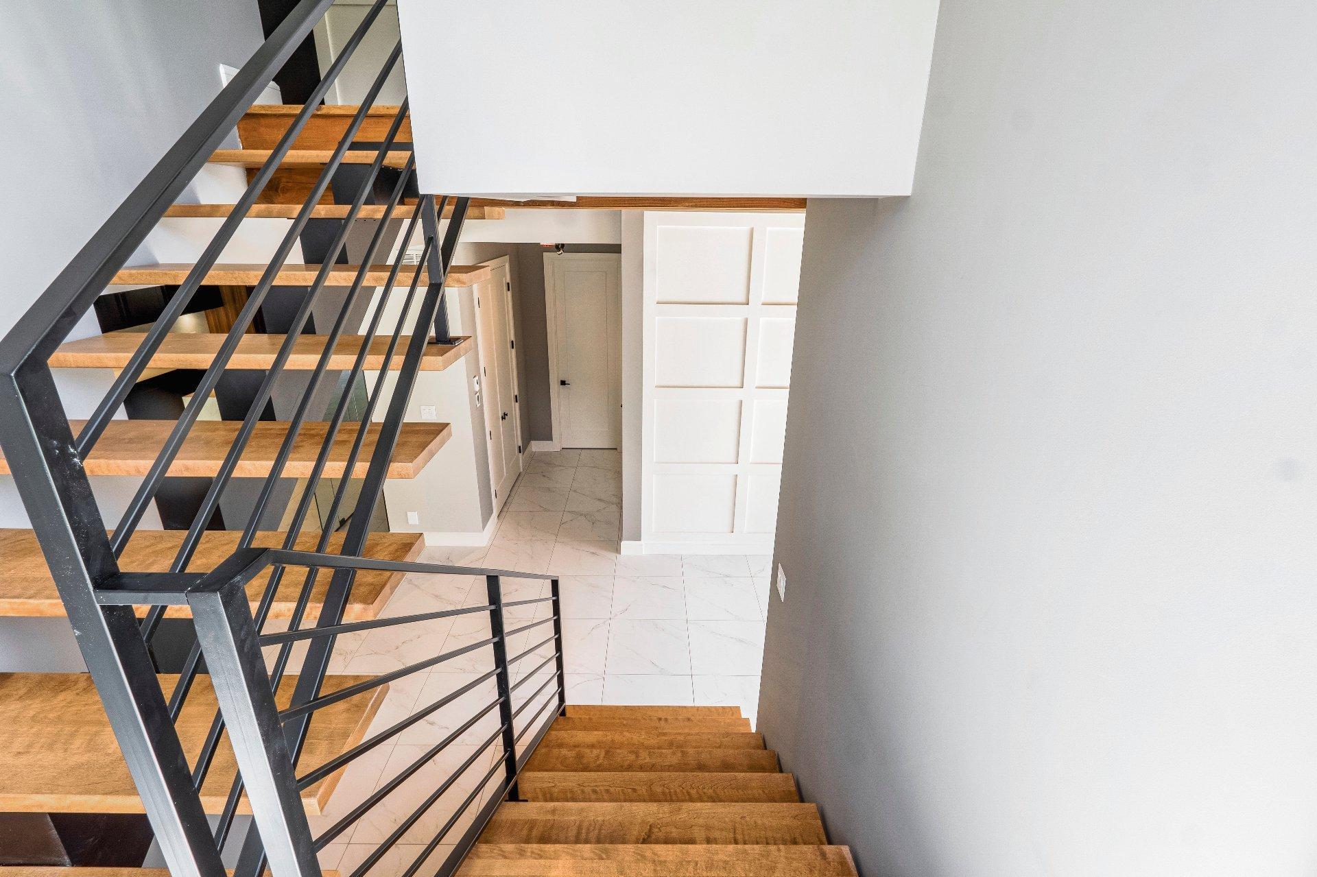 









2350


Rue du Havre

,
Magog,




QC
J1X5R9

